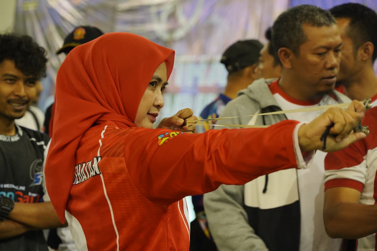 lomba HUT RI