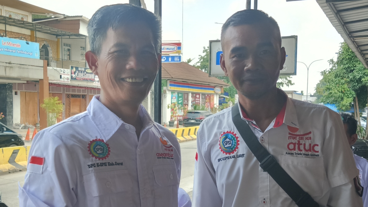 Budi Rahadian bersama Andri Hidayatulloh